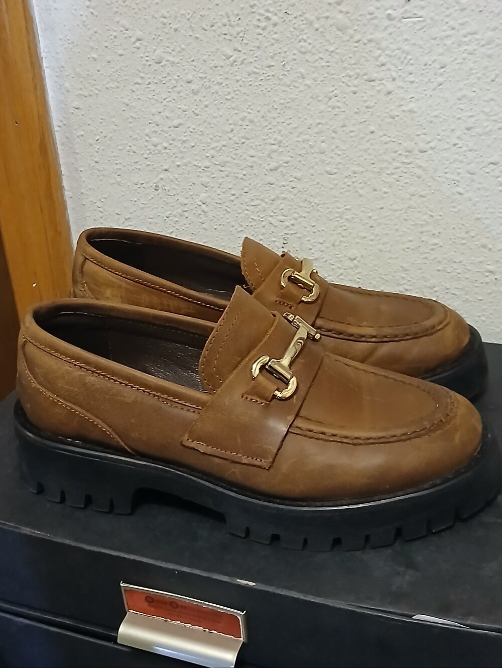 Steve Madden Lando Brown Leather Horsebit Lug Sole Loafers Size 7.5